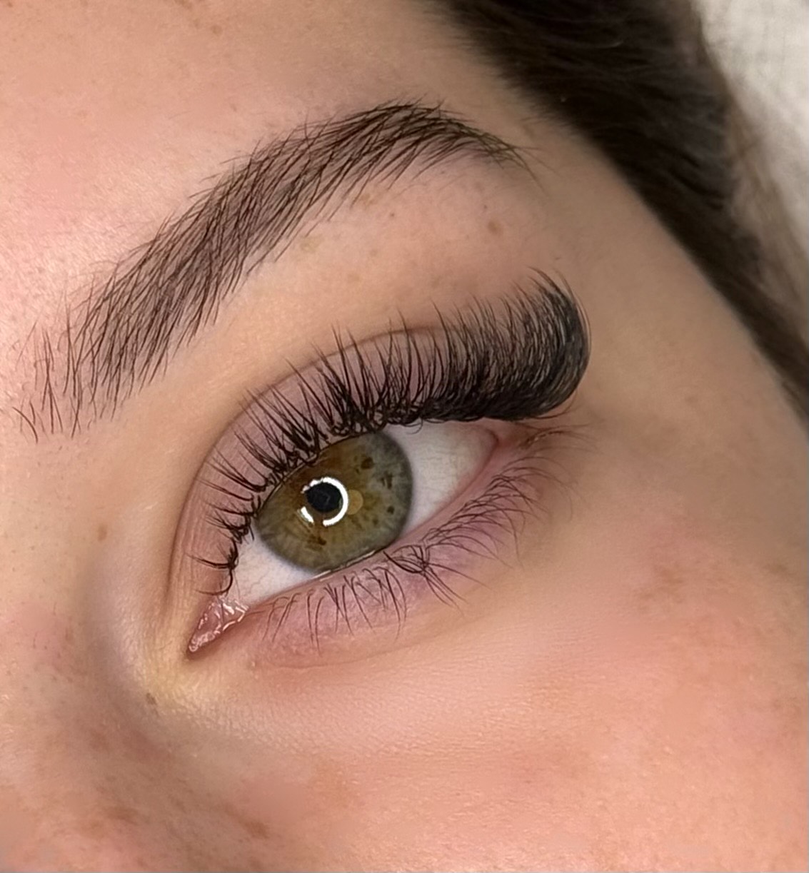 Hybrid Lashes